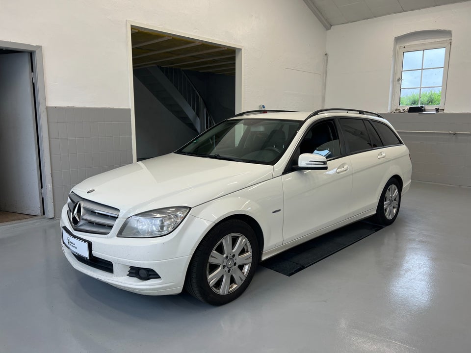 Mercedes C220 2,2 CDi stc. aut. BE Van 5d