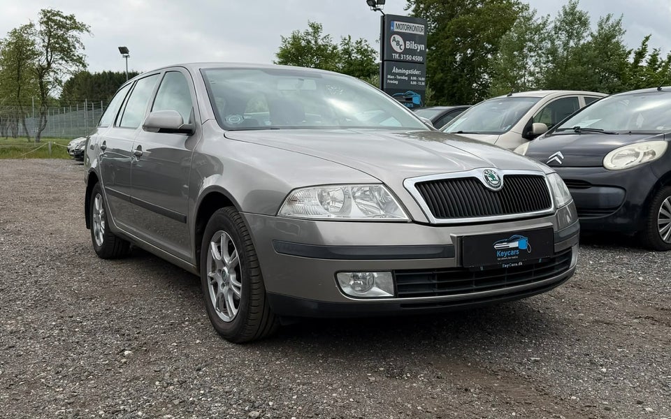 Skoda Octavia 1,8 TSi 160 Ambiente 5d