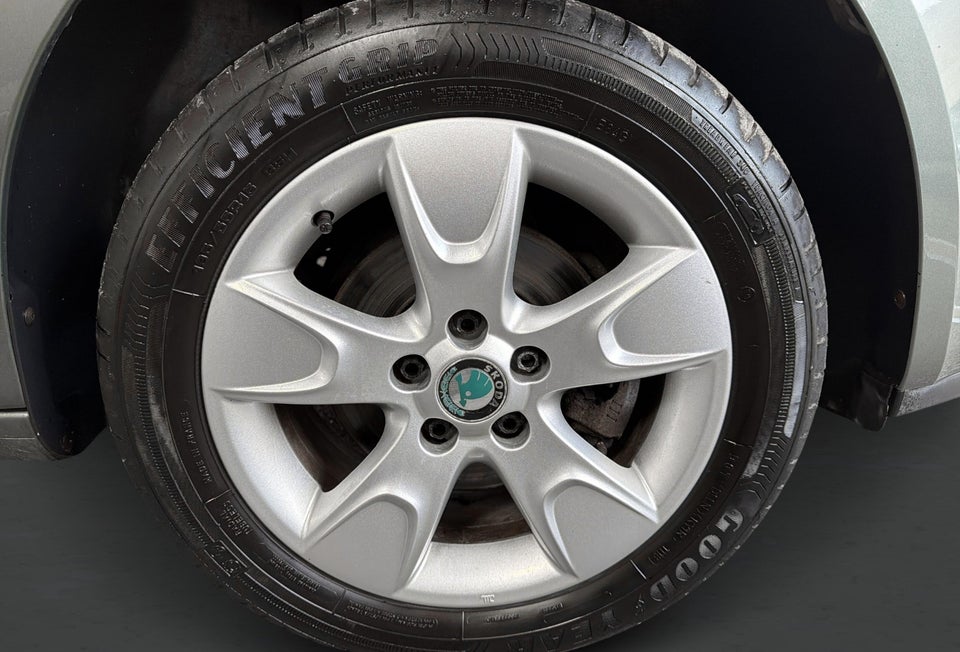 Skoda Roomster 1,4 16V Style 5d