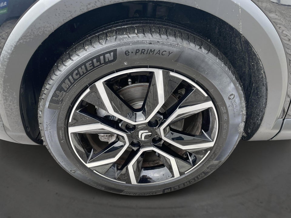 Citroën ë-C4 X 50 Shine 4d