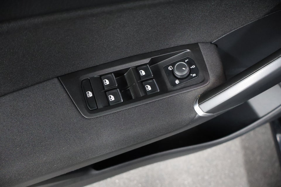 VW Touran 1,5 TSi 150 Highline DSG 7prs 5d