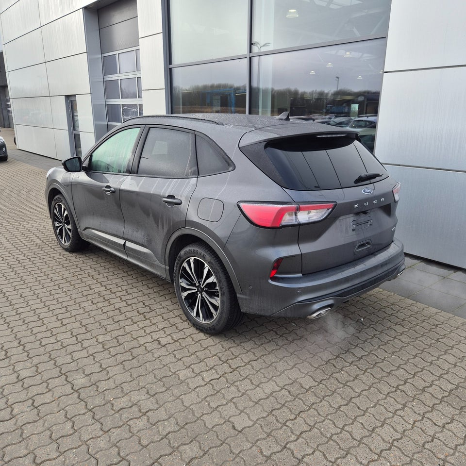 Ford Kuga 2,5 PHEV ST-Line X CVT 5d