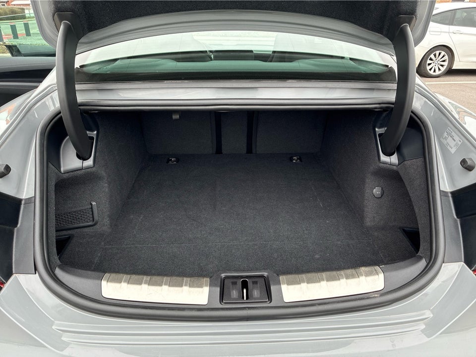 Audi e-tron GT quattro 4d