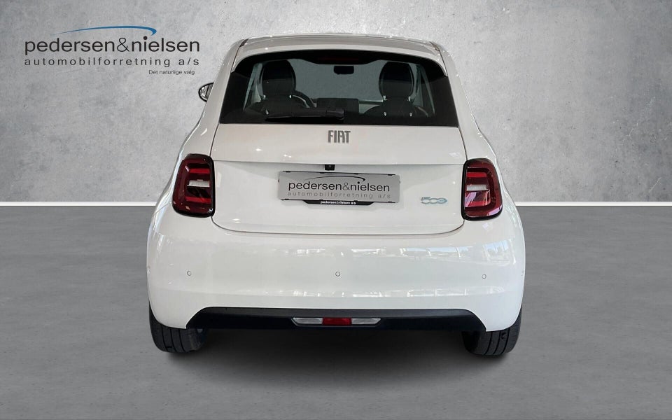 Fiat 500e 42 Icon 3d