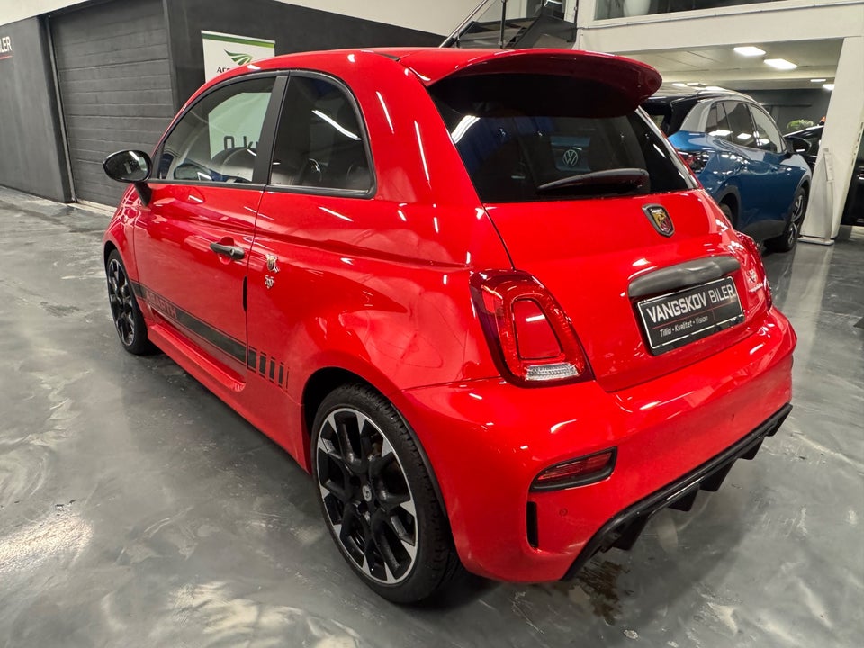 Abarth 595 1,4 T-Jet 180 Competizione aut. 3d