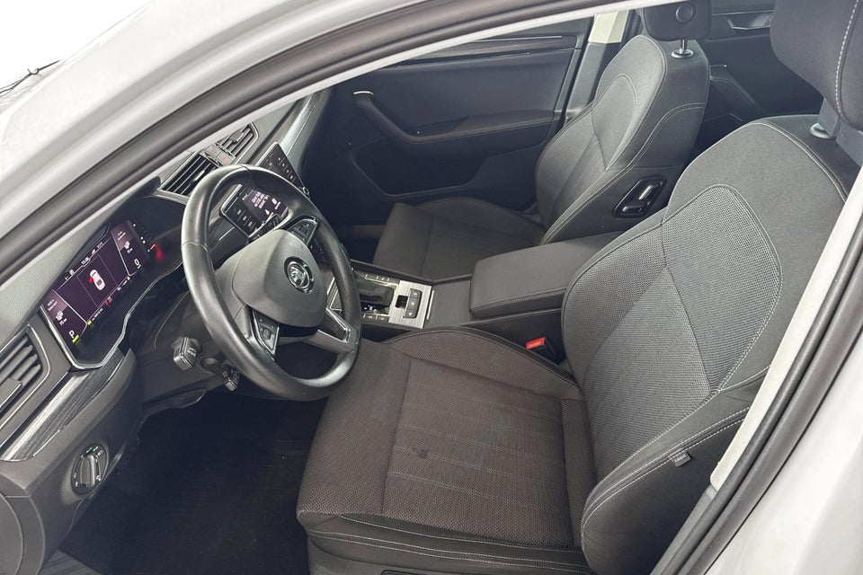 Skoda Superb 1,4 TSi iV Plus DSG 5d