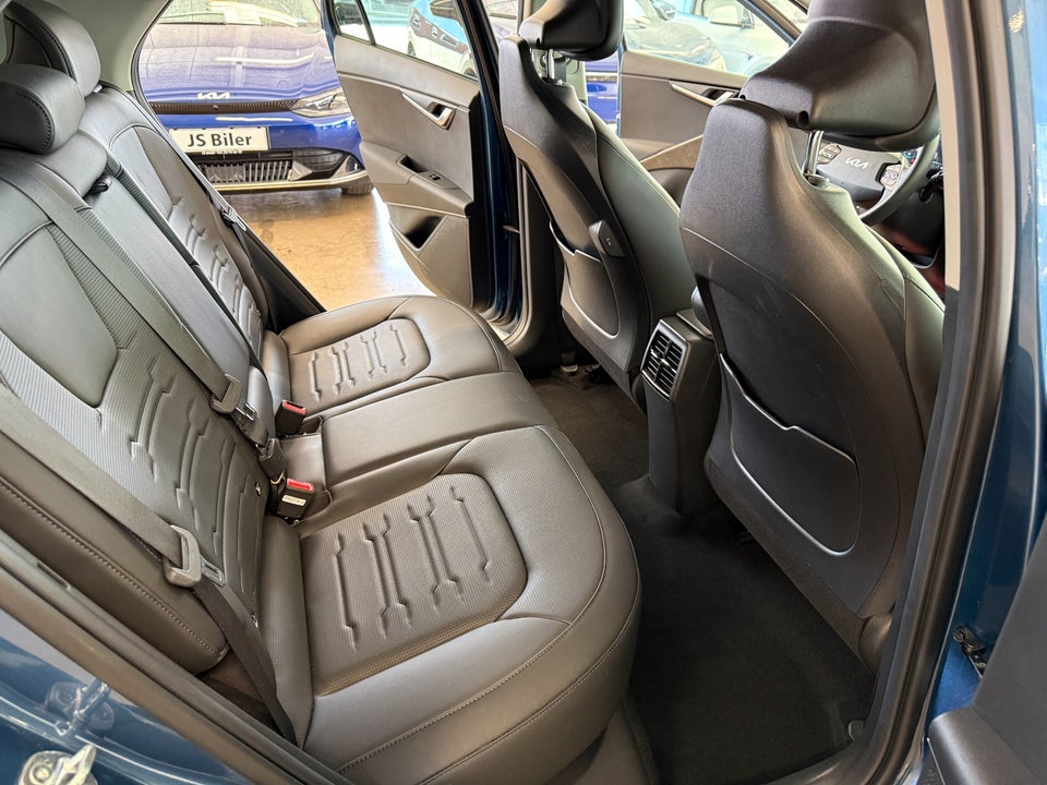 Kia Niro 64 EV Inspire 5d