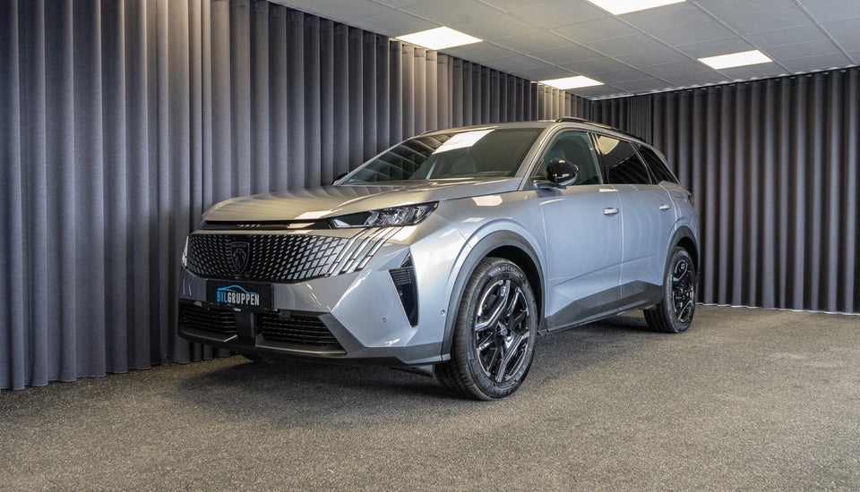 Peugeot e-5008 77 Allure 7prs 5d