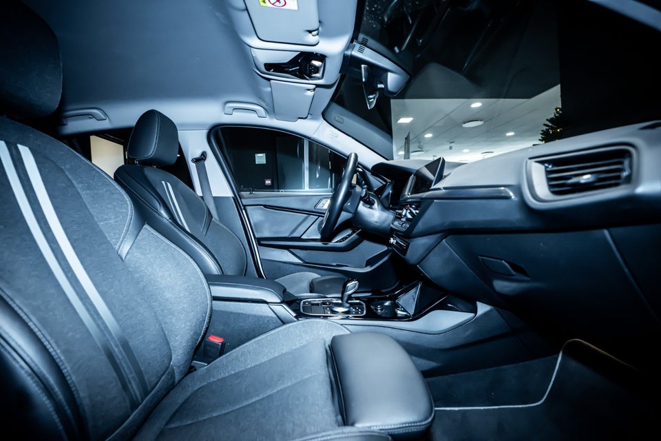 BMW 118i 1,5 Sport Line aut. 5d