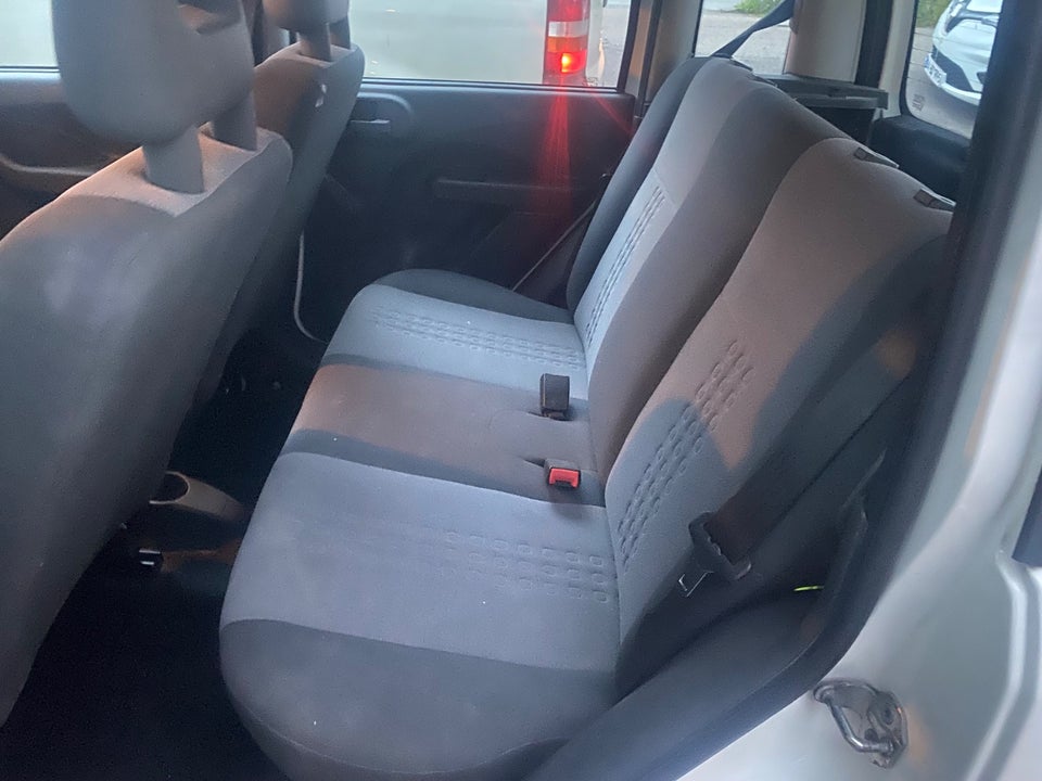 Fiat Panda 1,2 69 Classic+ 5d