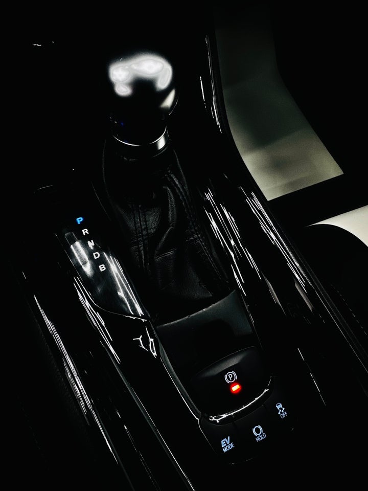 Toyota C-HR 1,8 Hybrid C-HIC CVT 5d