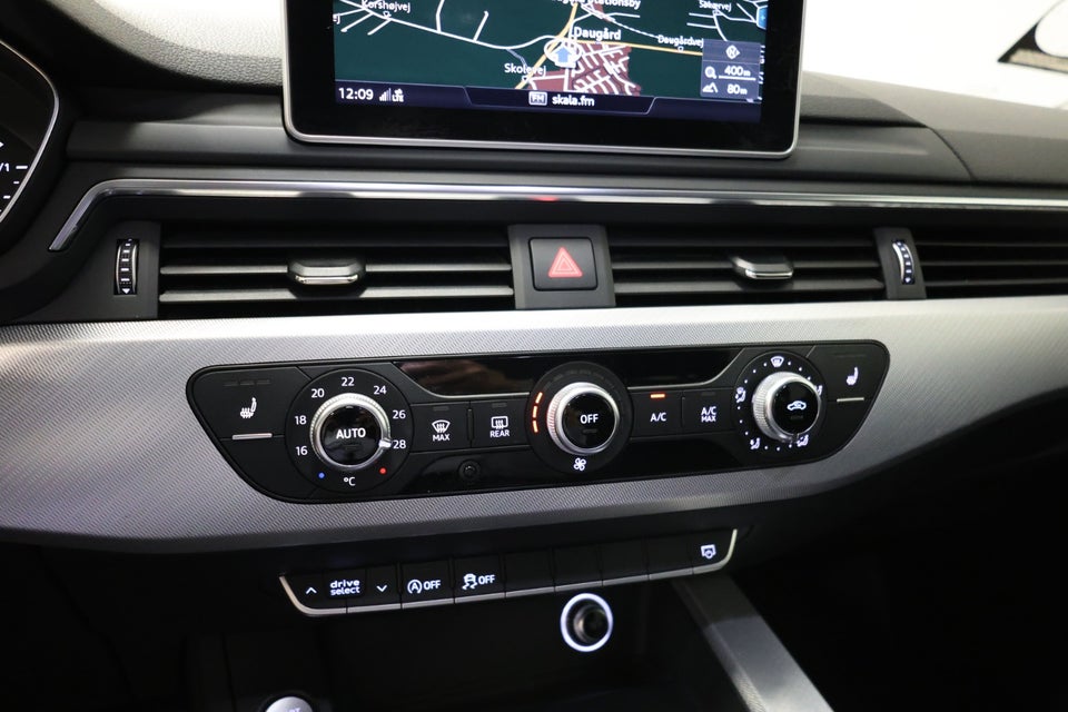 Audi A4 2,0 TDi 190 Avant S-tr. 5d