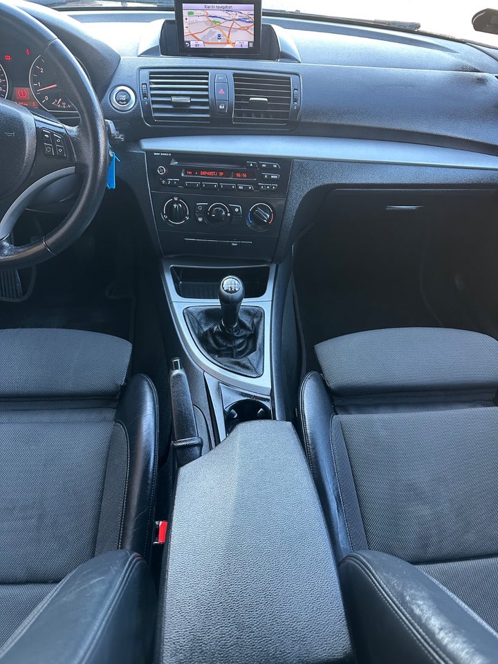 BMW 118i 2,0 Advantage 3d