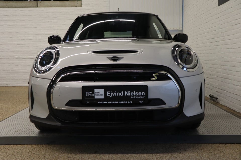 MINI Cooper SE Yours Trim 3d