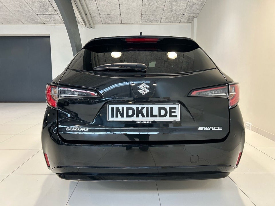 Suzuki Swace 1,8 HEV Exclusive stc. e-CVT 5d