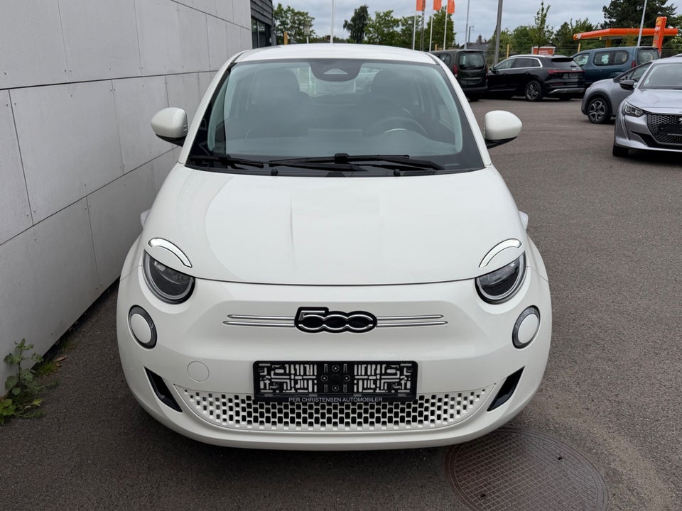 Fiat 500e 42 Icon 3d