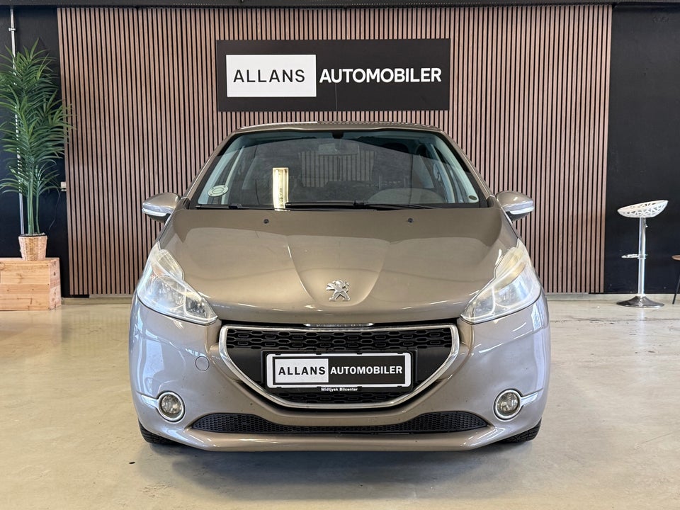 Peugeot 208 1,2 VTi Active 5d