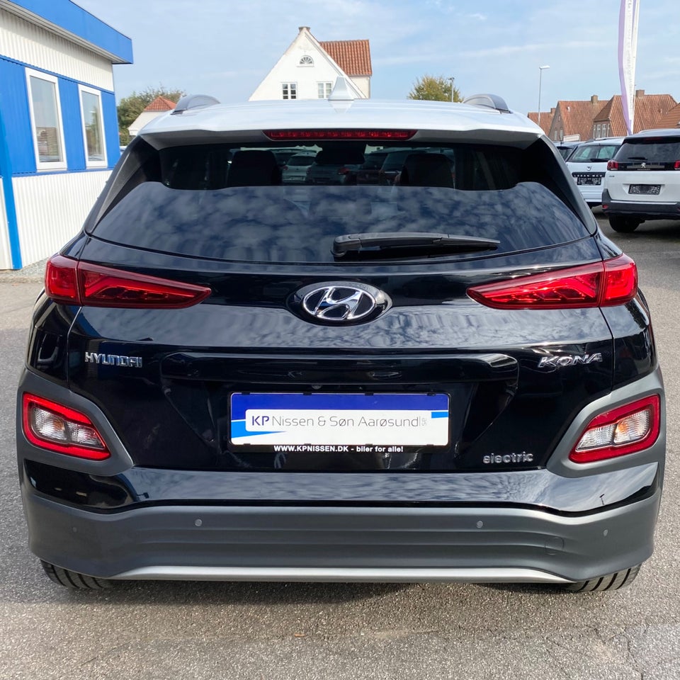 Hyundai Kona 64 EV Premium 5d