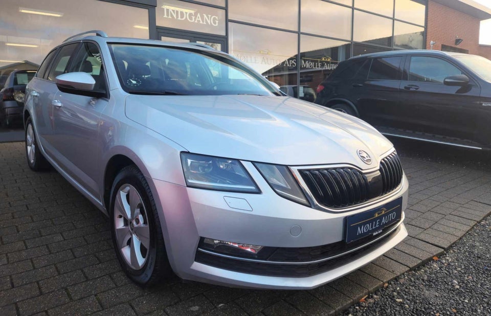 Skoda Octavia 2,0 TDi 150 Style Combi DSG 5d