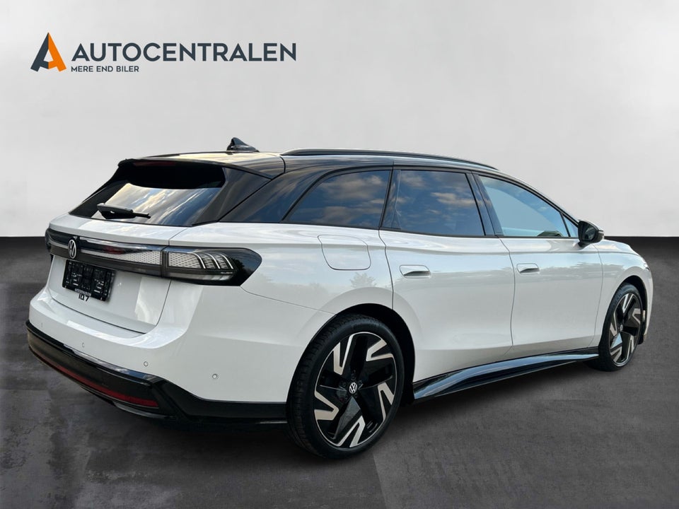 VW ID.7 86 Style S Tourer 5d