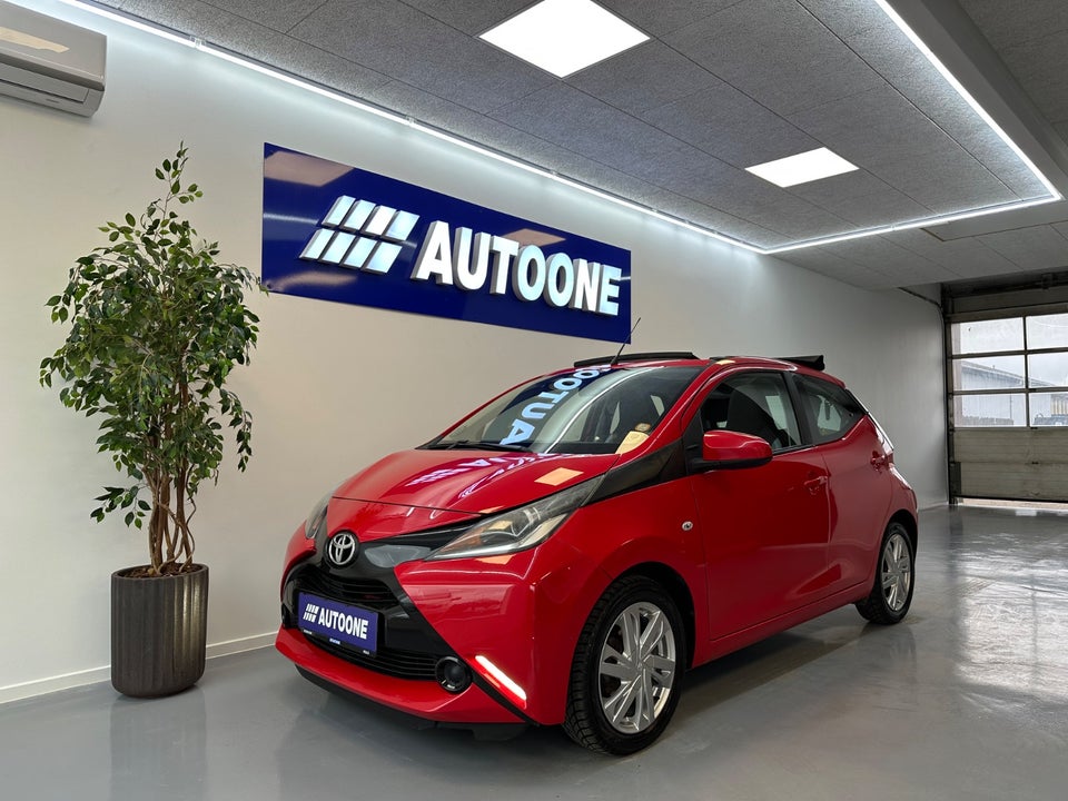 Toyota Aygo 1,0 VVT-i x-sky 5d