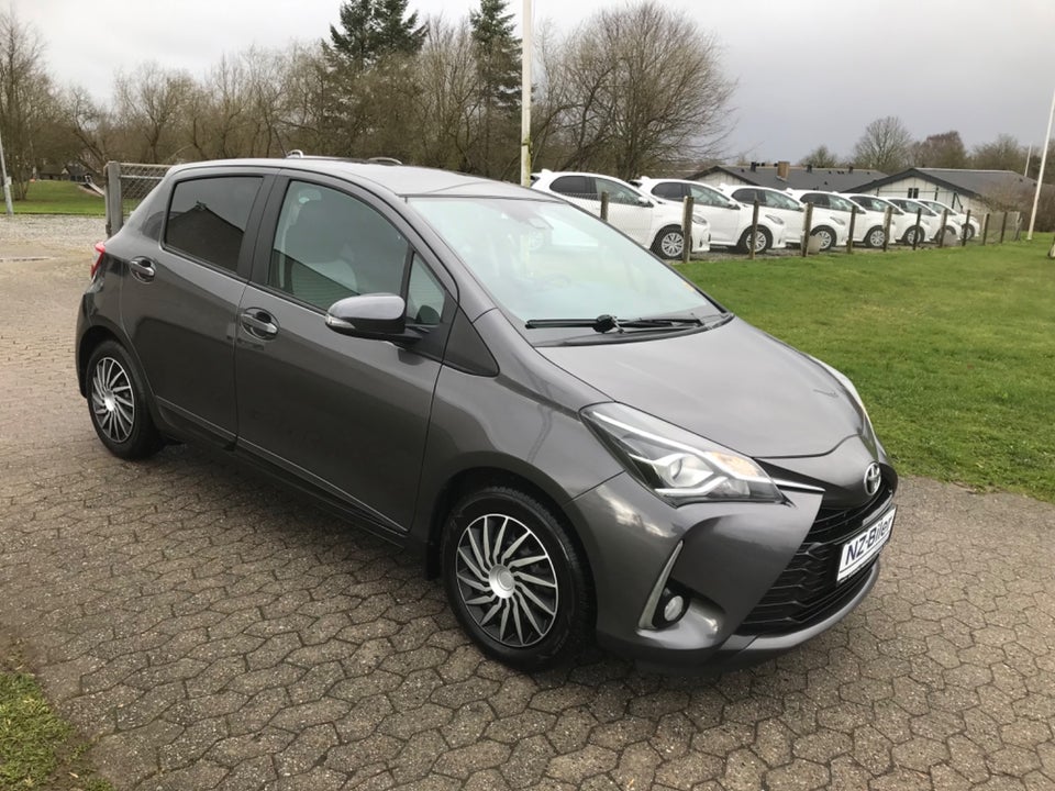 Toyota Yaris 1,0 VVT-i T2 Premium 5d