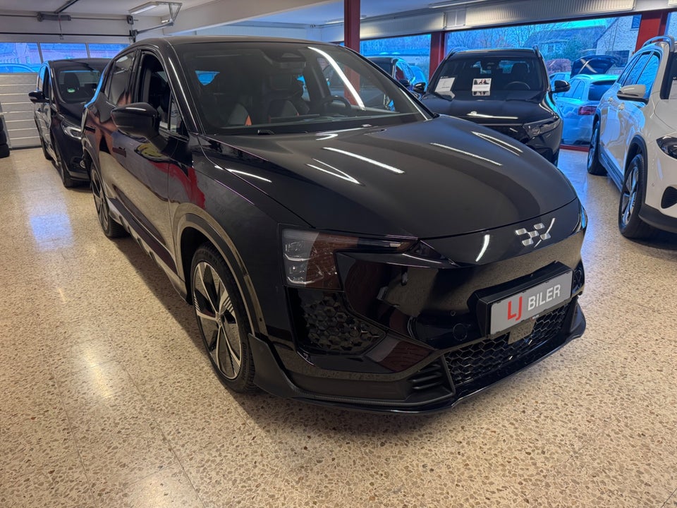 Aiways U6 Premium 5d