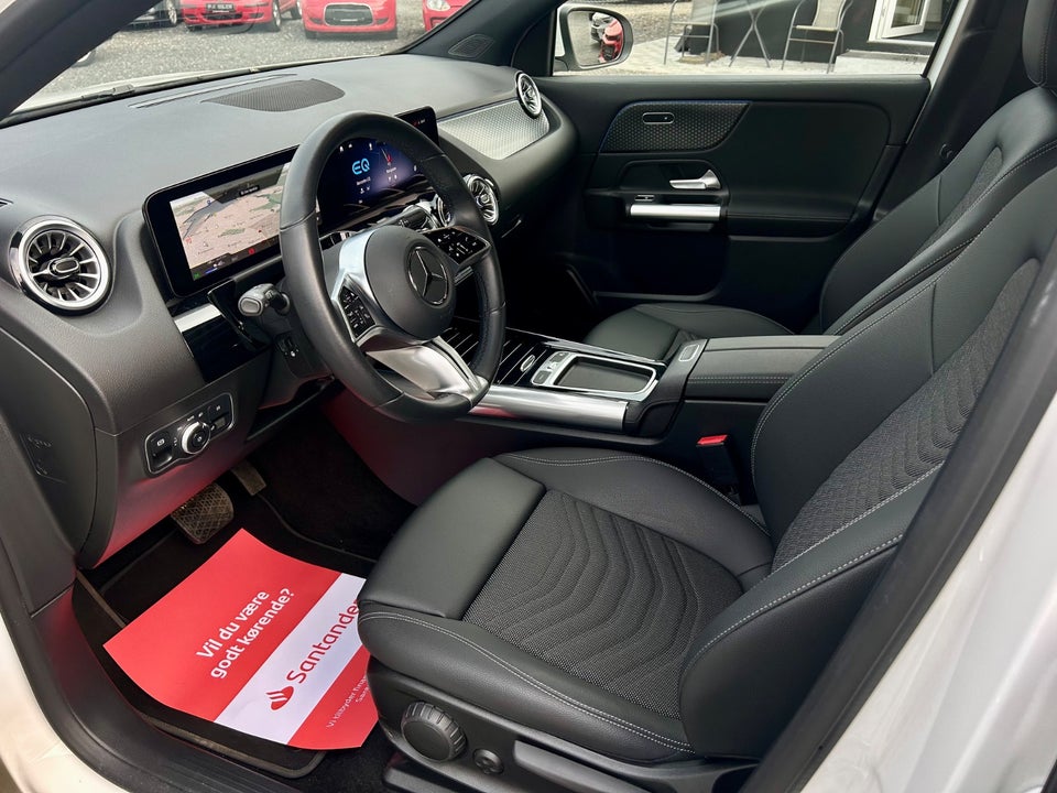 Mercedes EQA300 Progressive 4Matic 5d