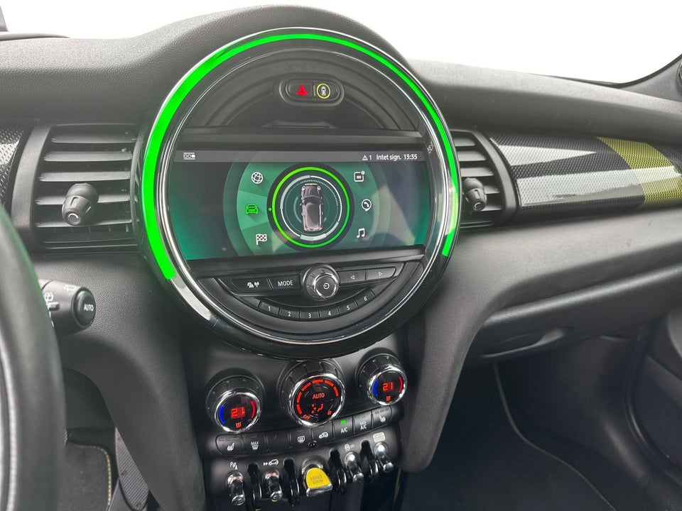 MINI Cooper SE Maximise 3d