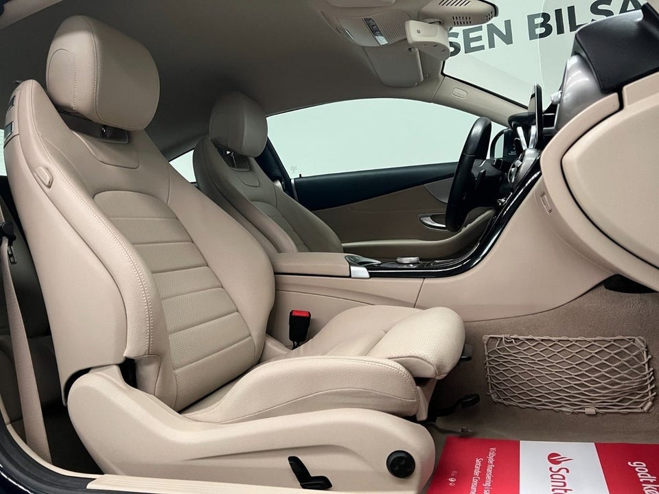 Mercedes C300 2,0 Coupé aut. 2d