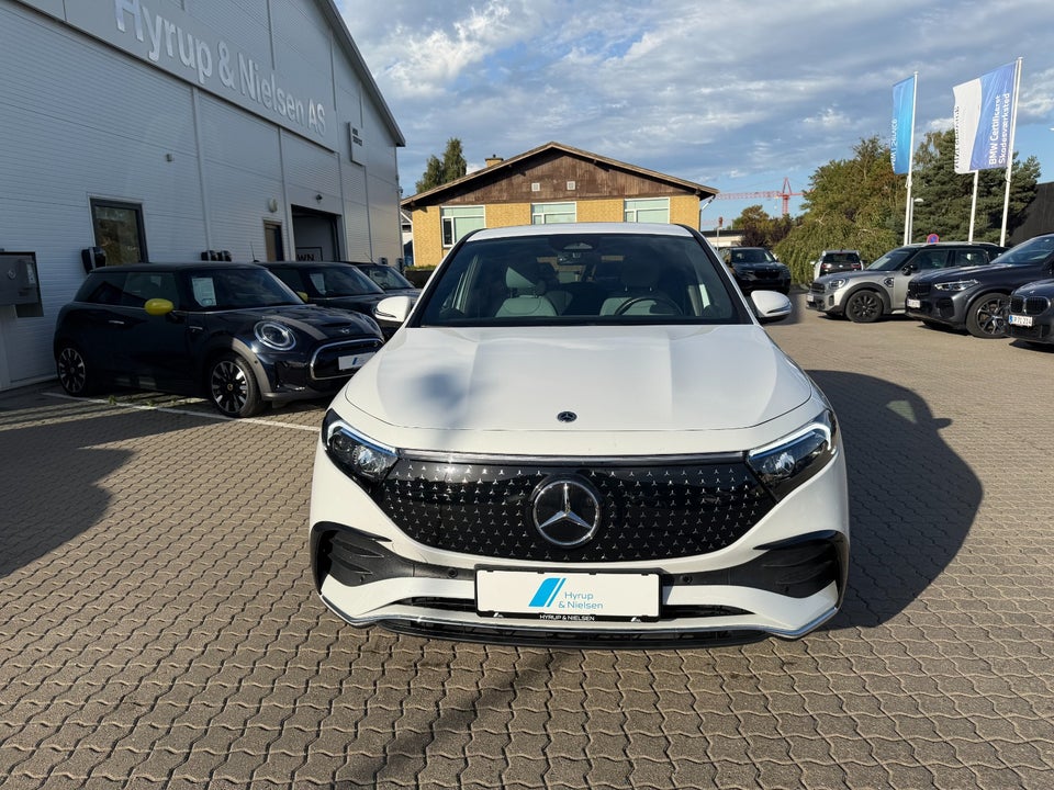 Mercedes EQA250+ AMG Line Advance Plus 5d