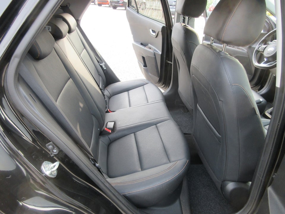 Kia Stonic 1,4 Premium 5d