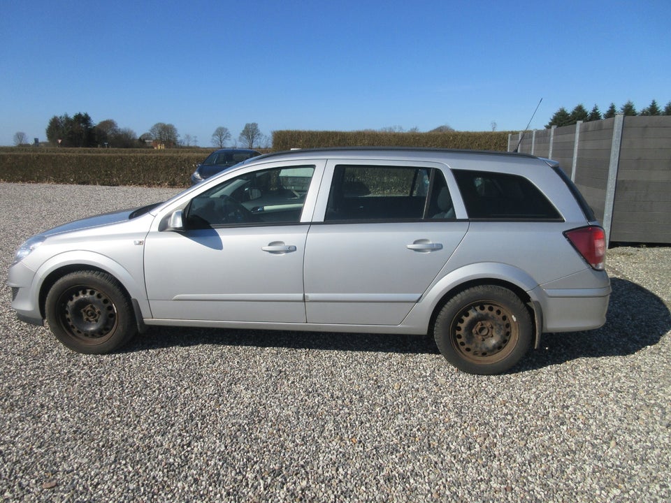 Opel Astra 1,9 CDTi 120 Cosmo Wagon 5d
