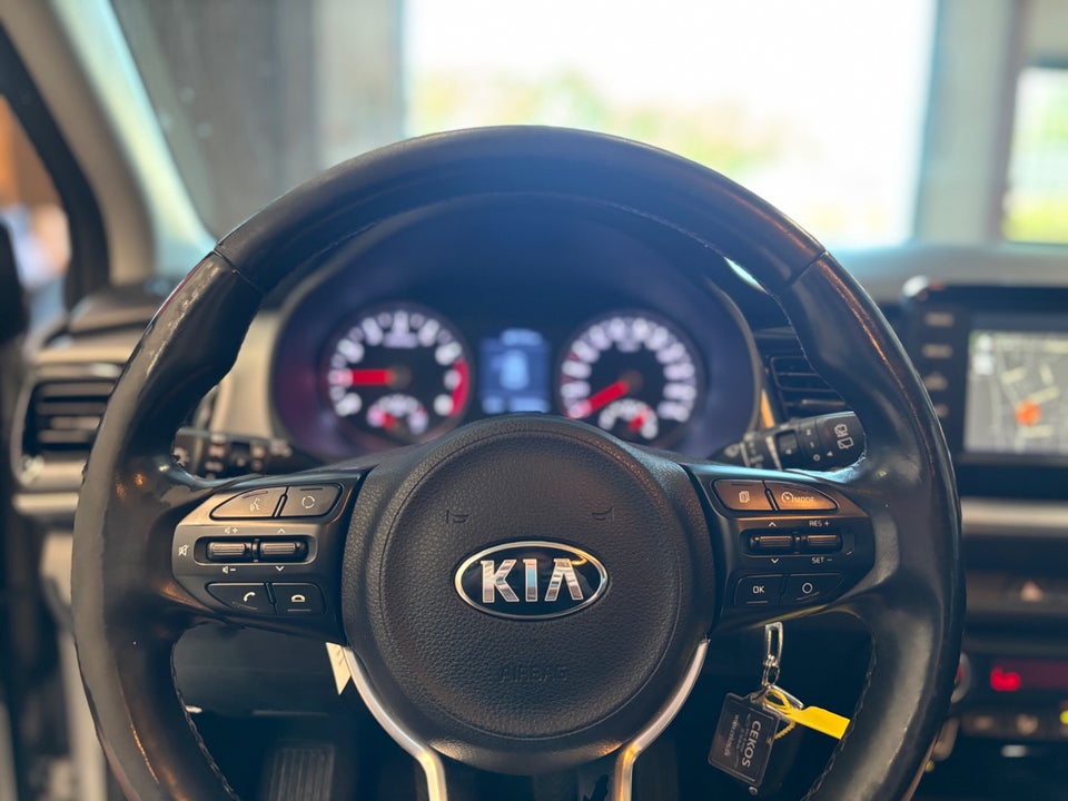 Kia Stonic 1,2 Attraction 5d