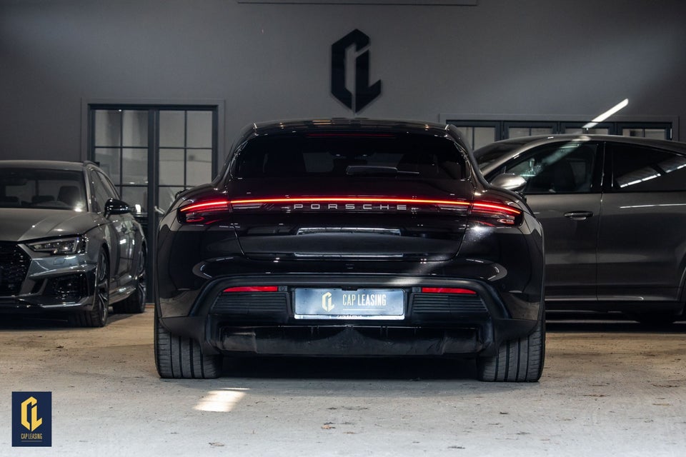 Porsche Taycan 4S Performance+ Cross Turismo 5d