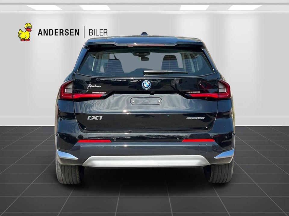 BMW iX1 eDrive20 X-Line 5d