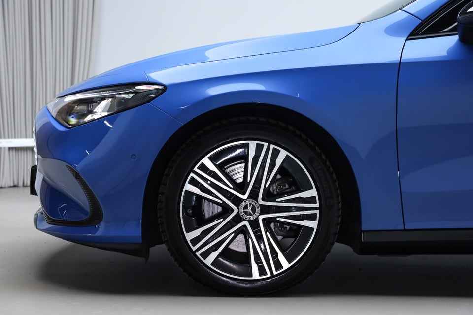 Mercedes CLA250+ EQ Progressive 4d