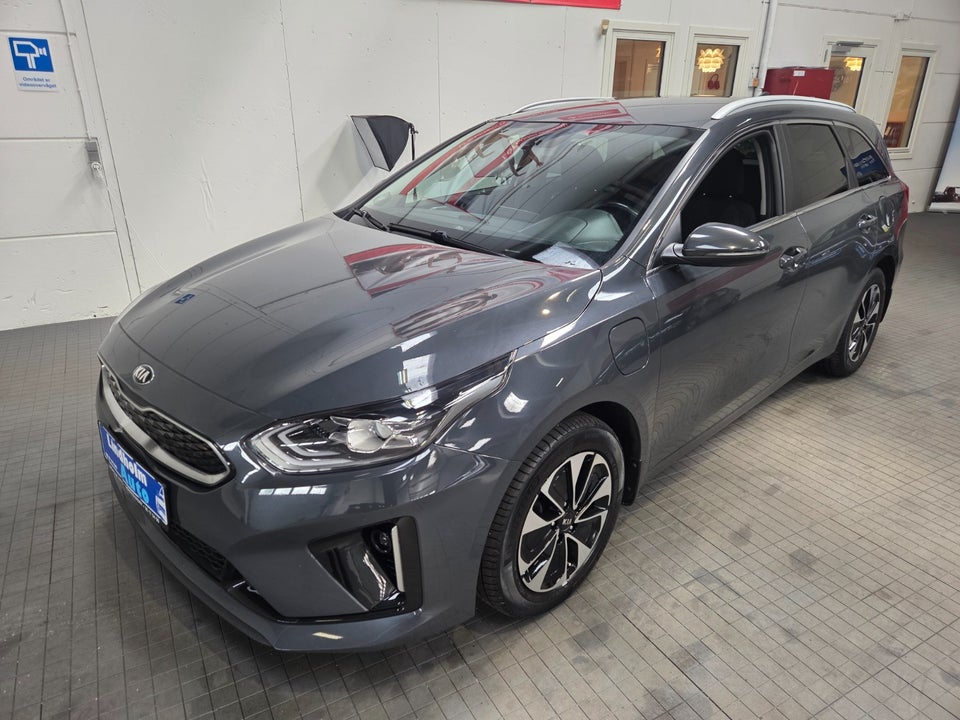 Kia Ceed 1,6 PHEV Prestige SW DCT 5d
