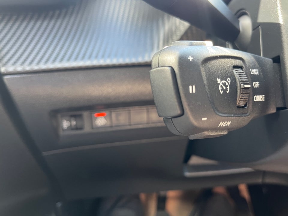 Peugeot 2008 1,2 PureTech 130 Edition:210+ 5d