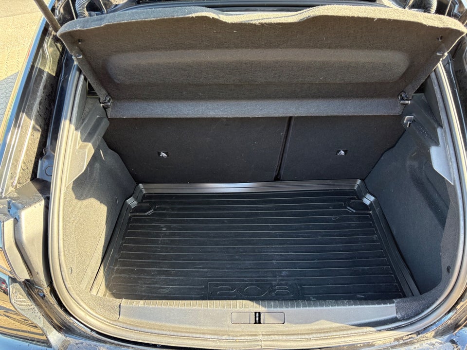Peugeot 208 1,2 PureTech 100 Allure 5d