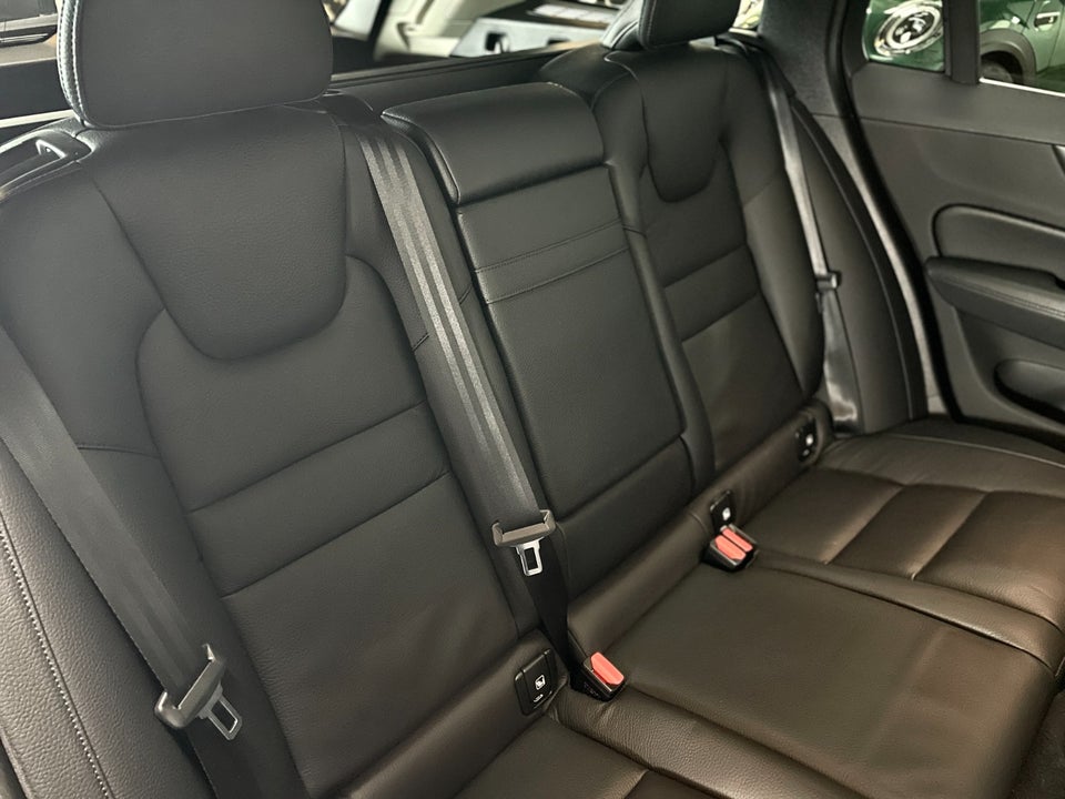 Volvo V60 2,0 T6 ReCharge Inscription aut. AWD 5d