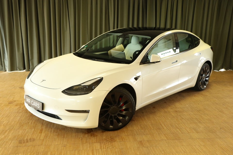 Tesla Model 3 Performance AWD 4d