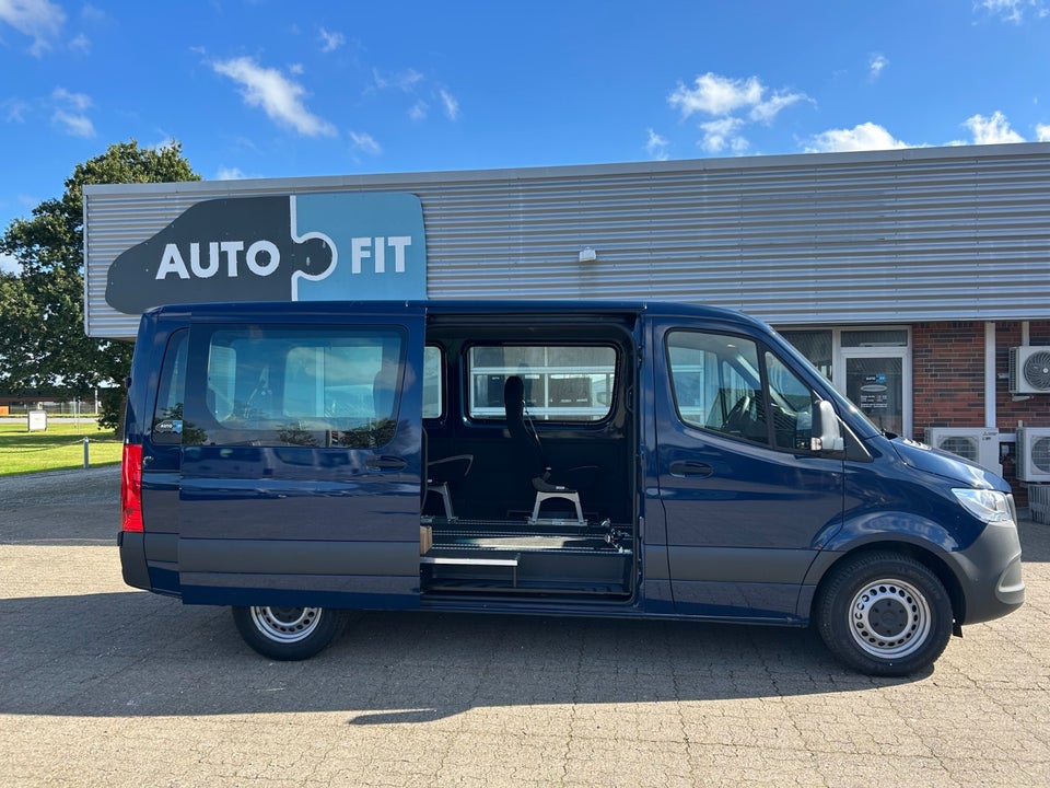 Mercedes Sprinter 211 2,0 CDi A1 Tourer RWD