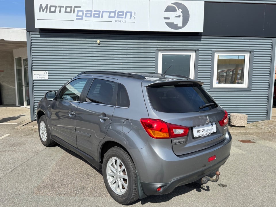 Mitsubishi ASX 1,6 Invite 5d