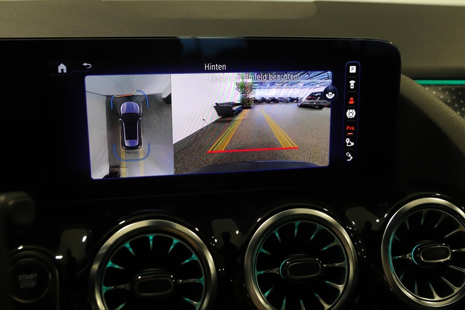 Mercedes EQA300 Progressive 4Matic 5d