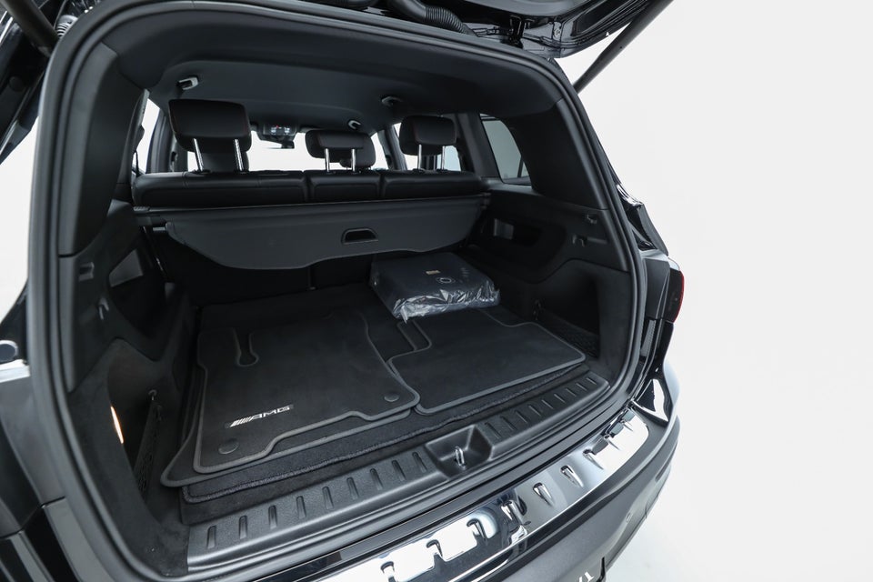 Mercedes EQB300 AMG Line 4Matic 5d