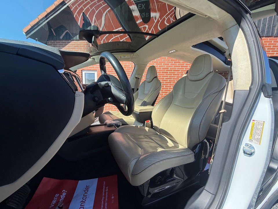Tesla Model X 90D 5d