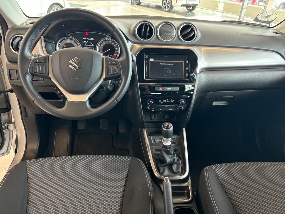 Suzuki Vitara 1,4 mHybrid Active 5d