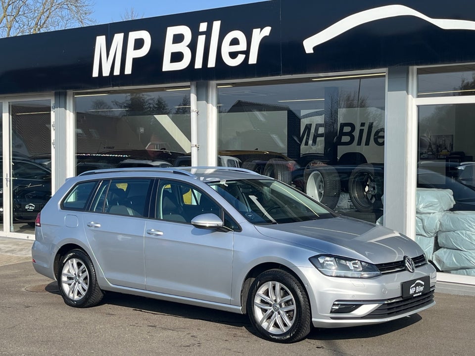 VW Golf VII 2,0 TDi 150 Comfortline Connect Variant DSG 5d