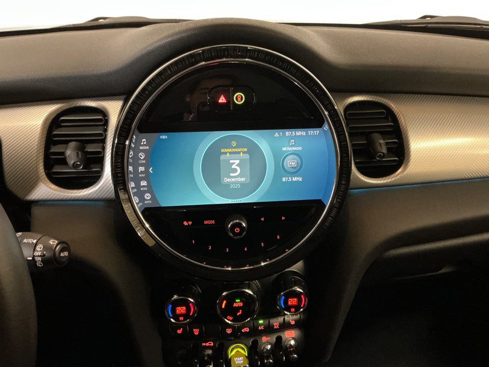 MINI Cooper SE Classic 3d